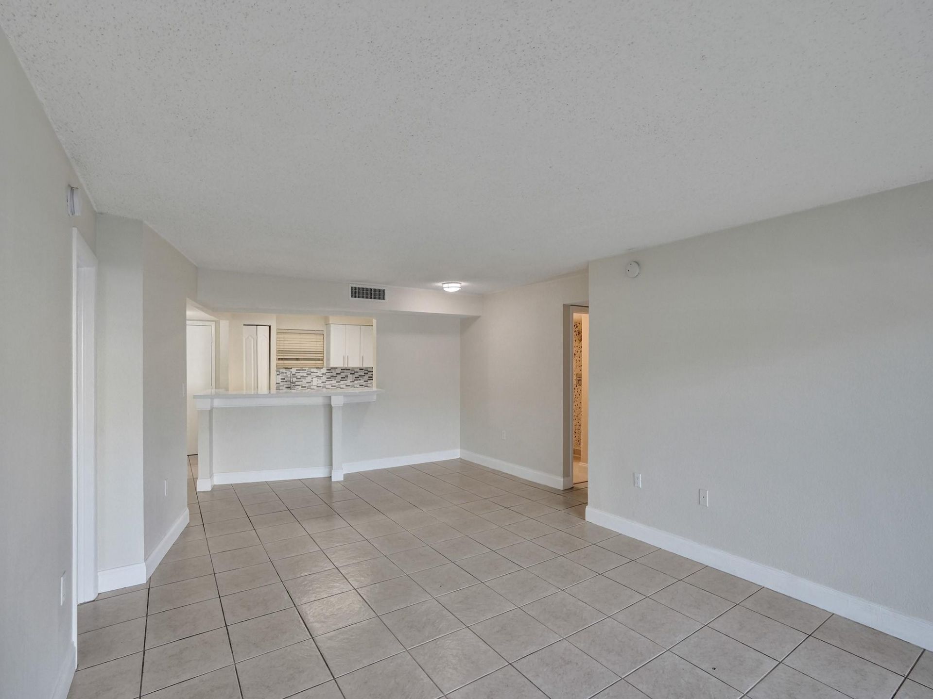 4205 N University Drive, Unit 108, Sunrise, FL 33351 Photo