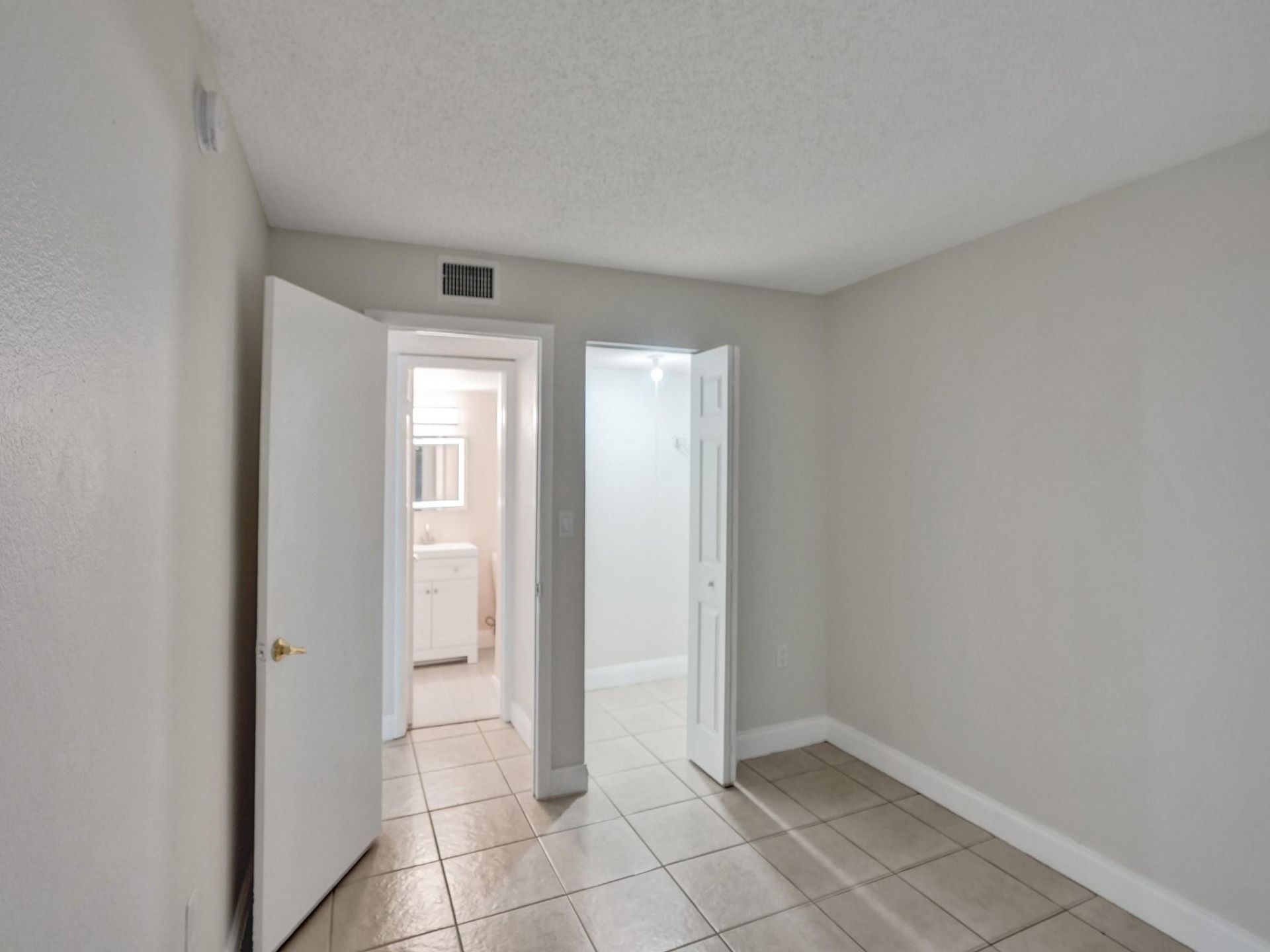 4205 N University Drive, Unit 108, Sunrise, FL 33351 Photo