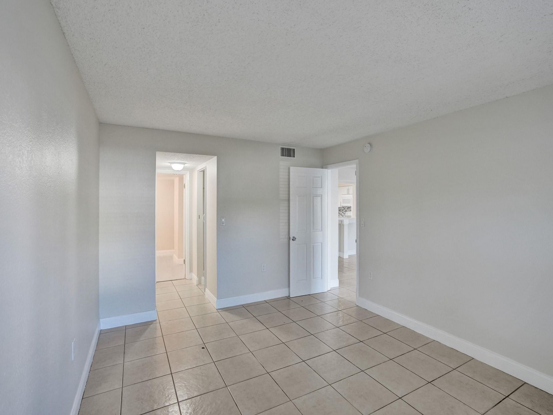 4205 N University Drive, Unit 108, Sunrise, FL 33351 Photo
