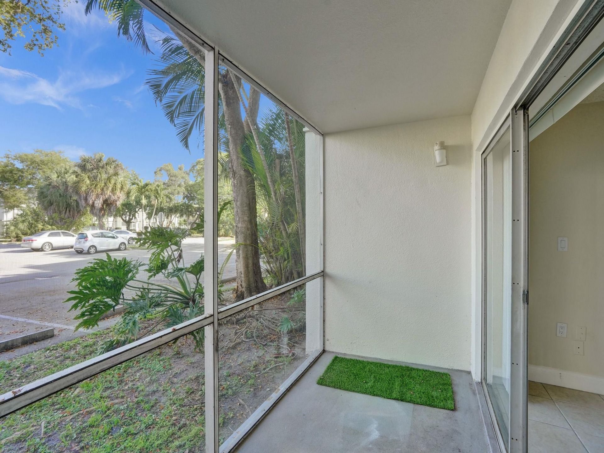 4205 N University Drive, Unit 108, Sunrise, FL 33351 Photo