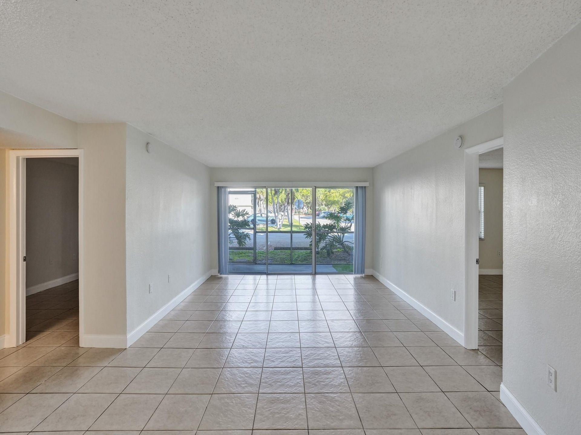 4205 N University Drive, Unit 108, Sunrise, FL 33351 Photo