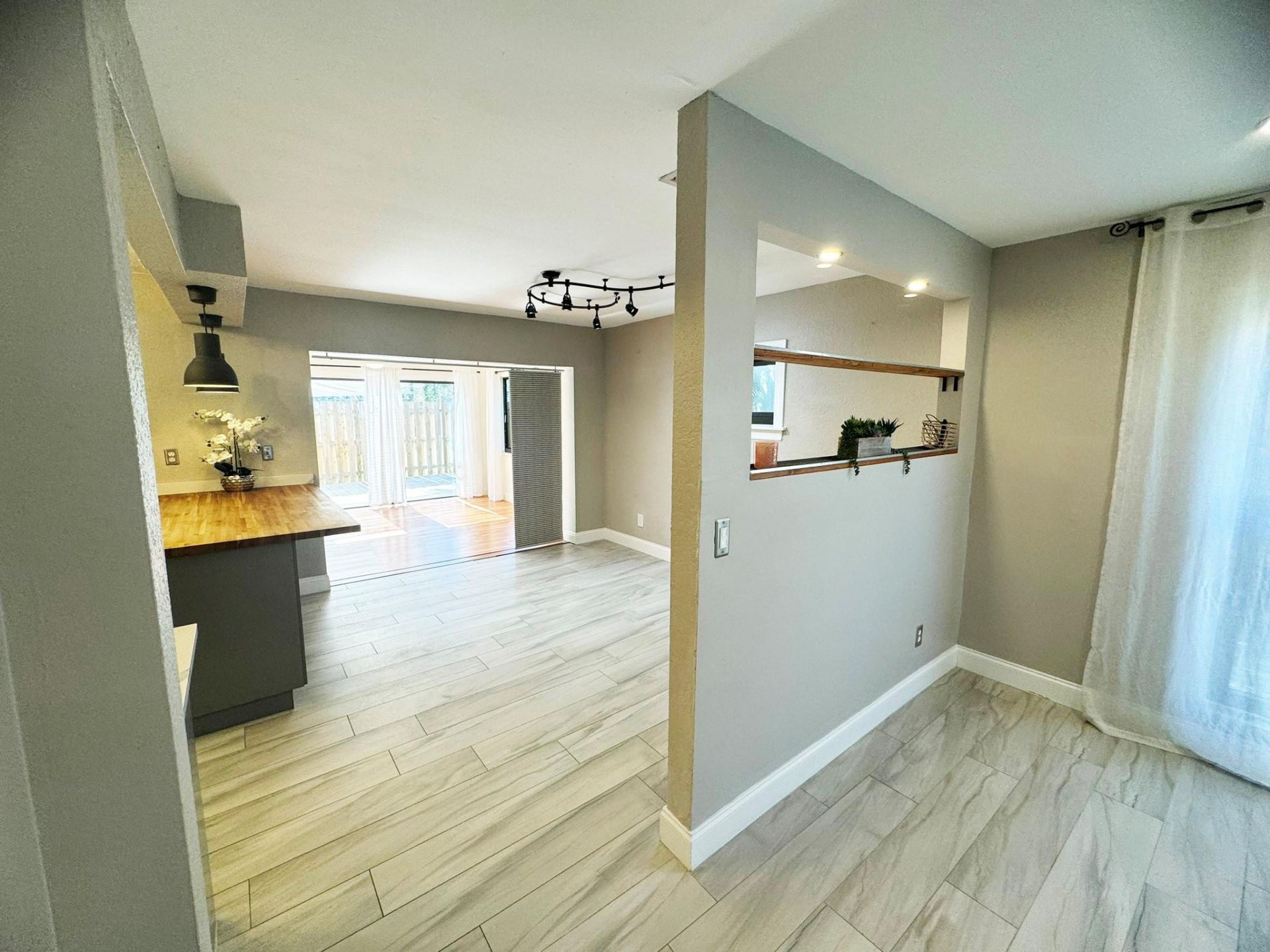 321 Sandtree Drive, Palm Beach Gardens, FL 33403 Photo