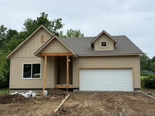 3118 E Archer Street, Tulsa, OK 74110