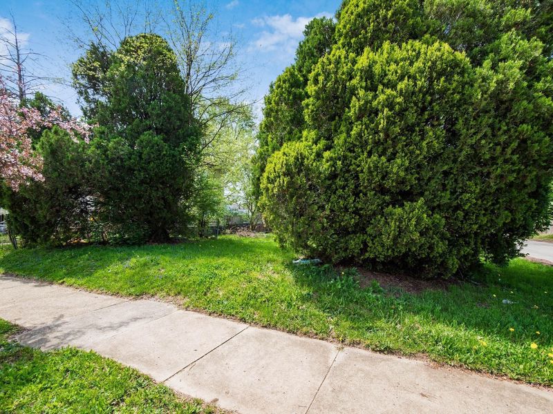 675 S S Wayne Avenue, Columbus, OH 43204 Photo 3