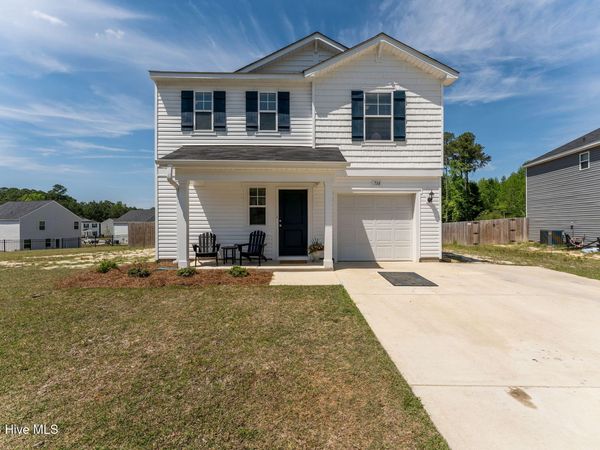 738 Conductor Court, Vass, NC 28394