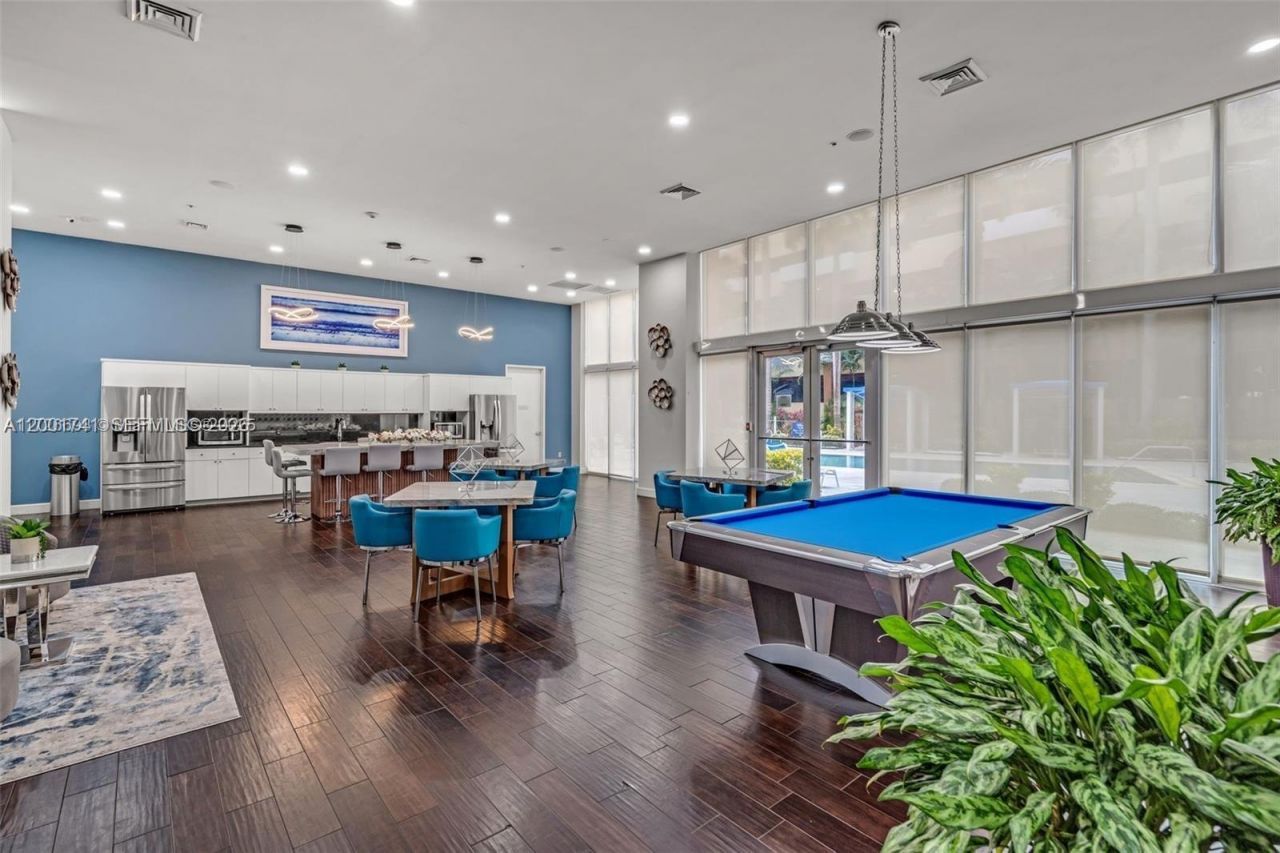 2775 NE 187th St, Unit 509, Aventura, FL 33180 Photo