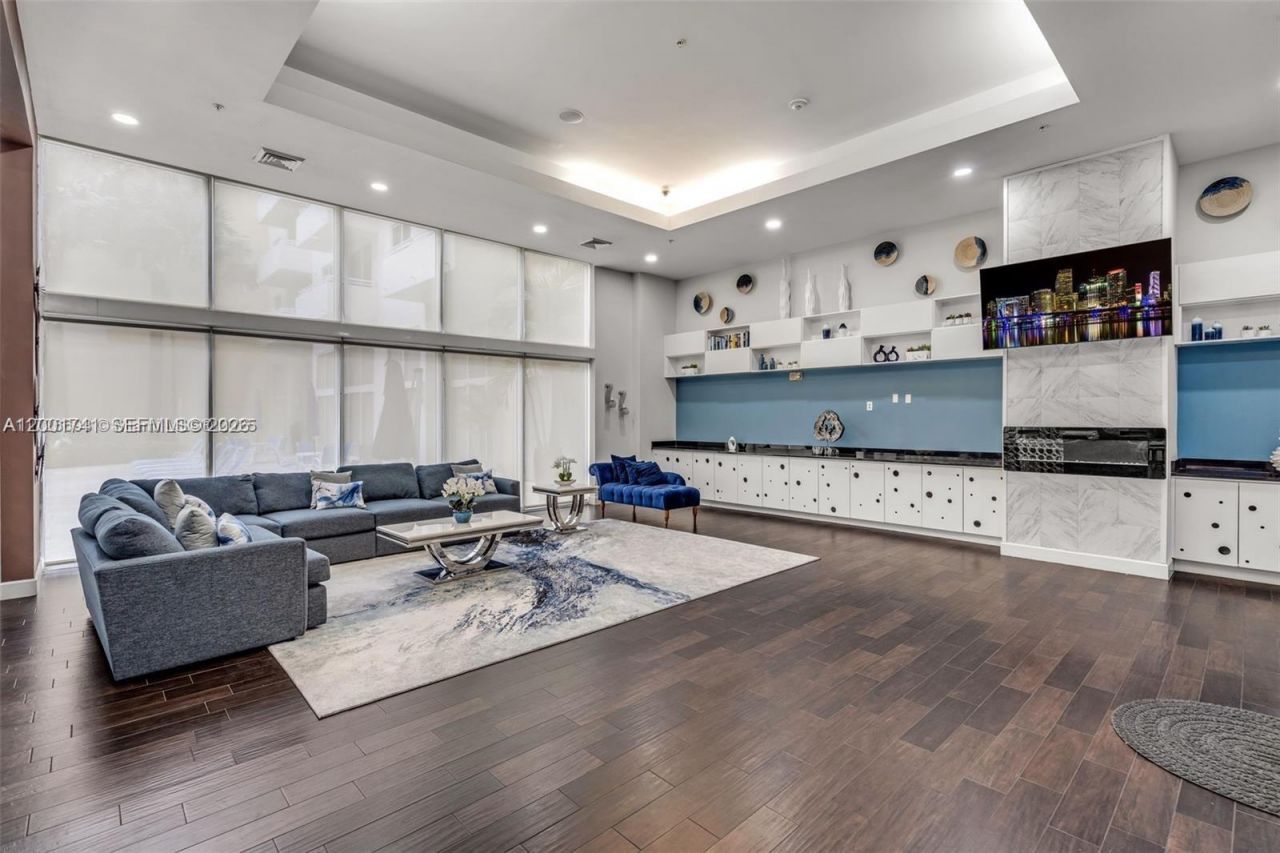 2775 NE 187th St, Unit 509, Aventura, FL 33180 Photo