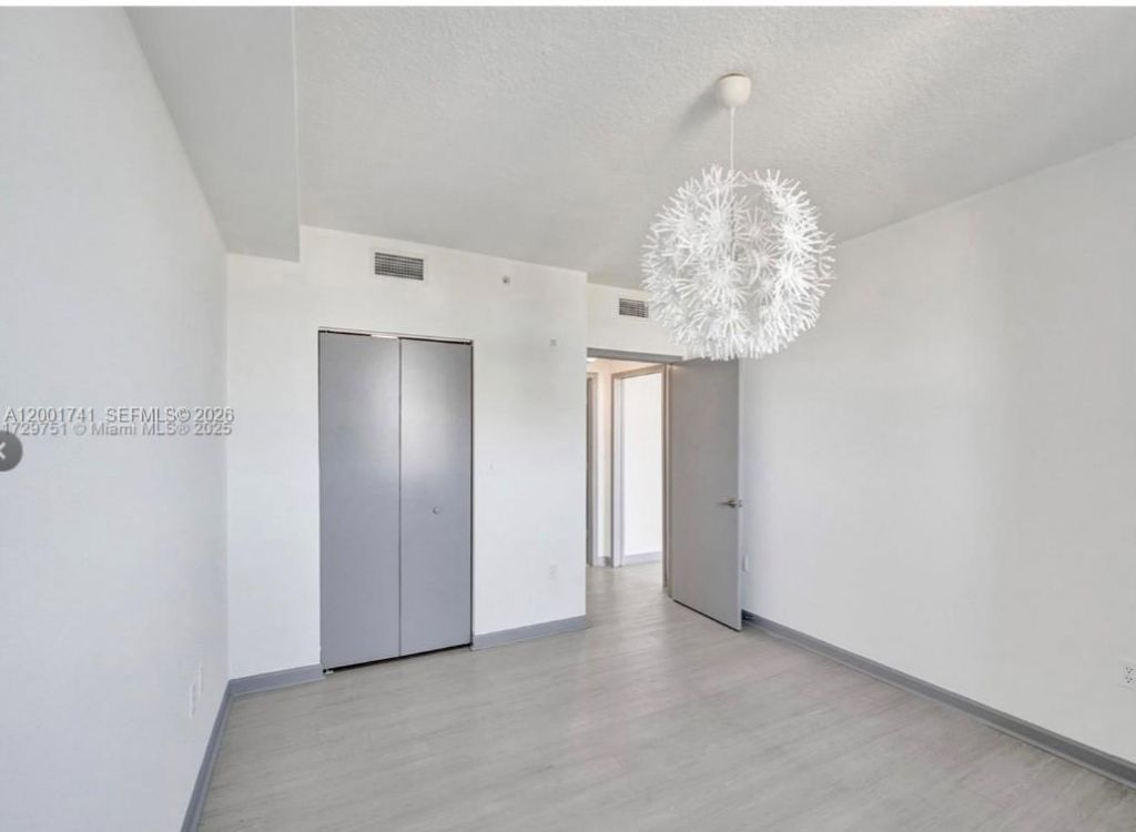 2775 NE 187th St, Unit 509, Aventura, FL 33180 Photo