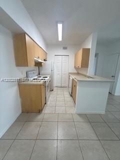 10318 Fox Trail Road, Unit 411, Royal Palm Beach, FL 33411 Photo