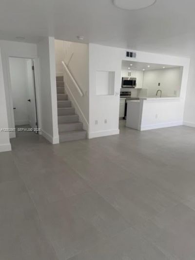 6870 SW 45th Ln, Unit 11, Miami, FL 33155 Photo