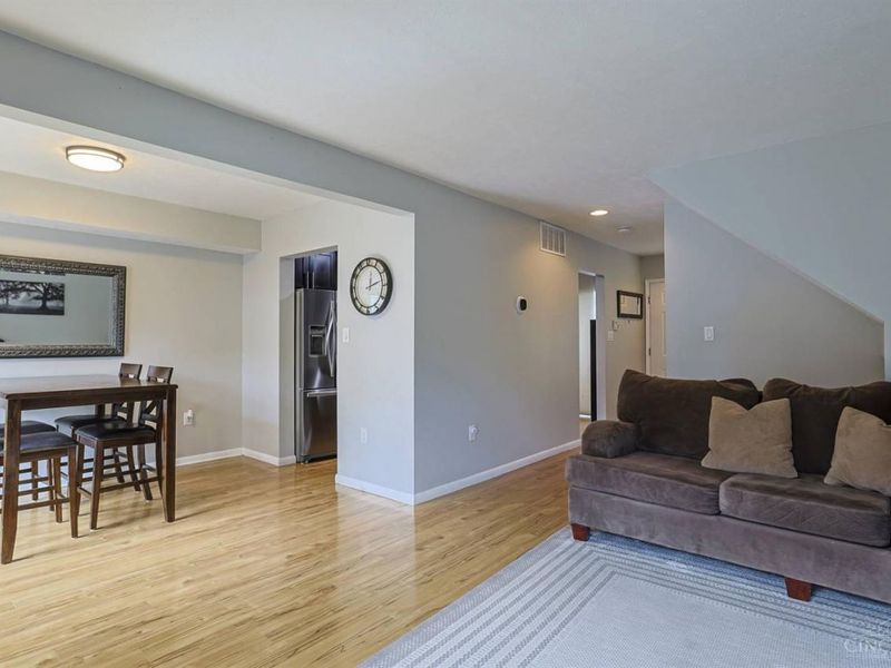 9864 Timbers Drive, Blue Ash, OH 45242 Photo 13