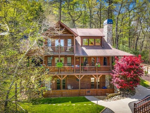 245 Davenport Mountain Road, Blue Ridge, GA 30513