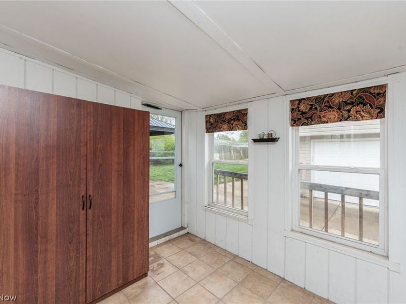 13515 Heatherwood Drive, Brook Park, OH 44142 Photo 20