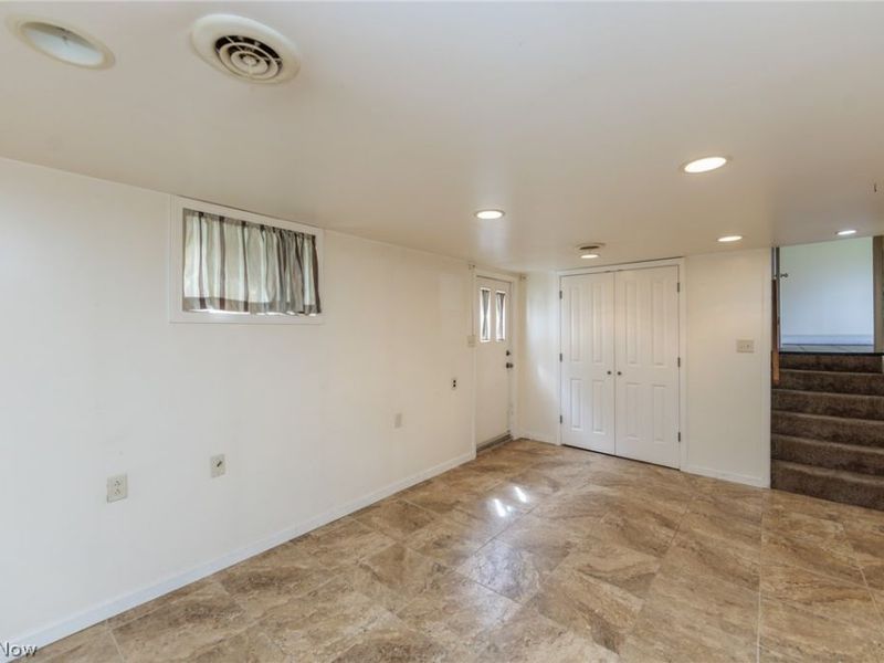 13515 Heatherwood Drive, Brook Park, OH 44142 Photo 29