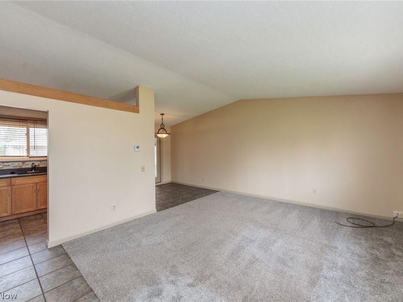 13515 Heatherwood Drive, Brook Park, OH 44142 Photo 7