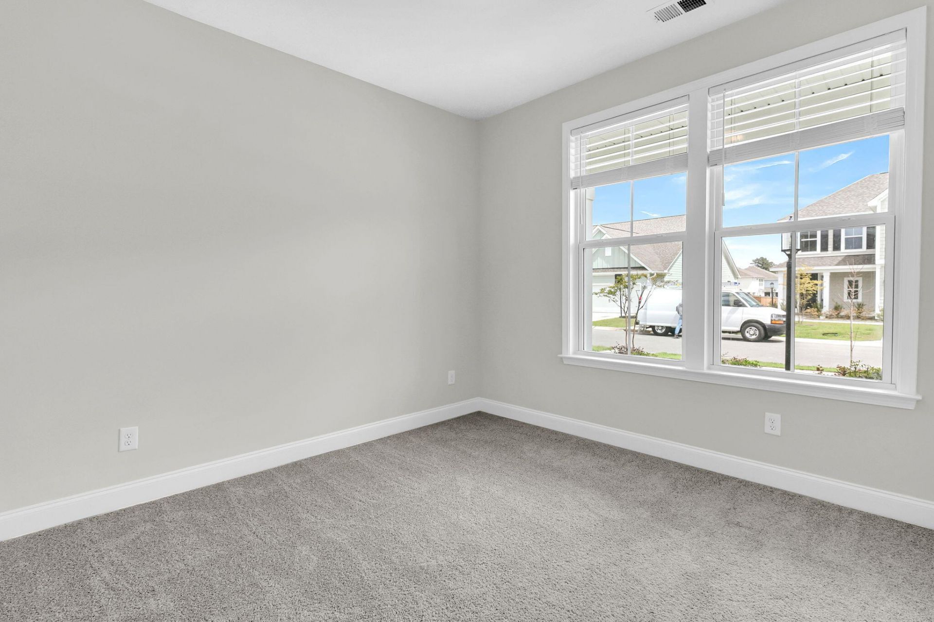 506 Eagleview Drive Photo 15