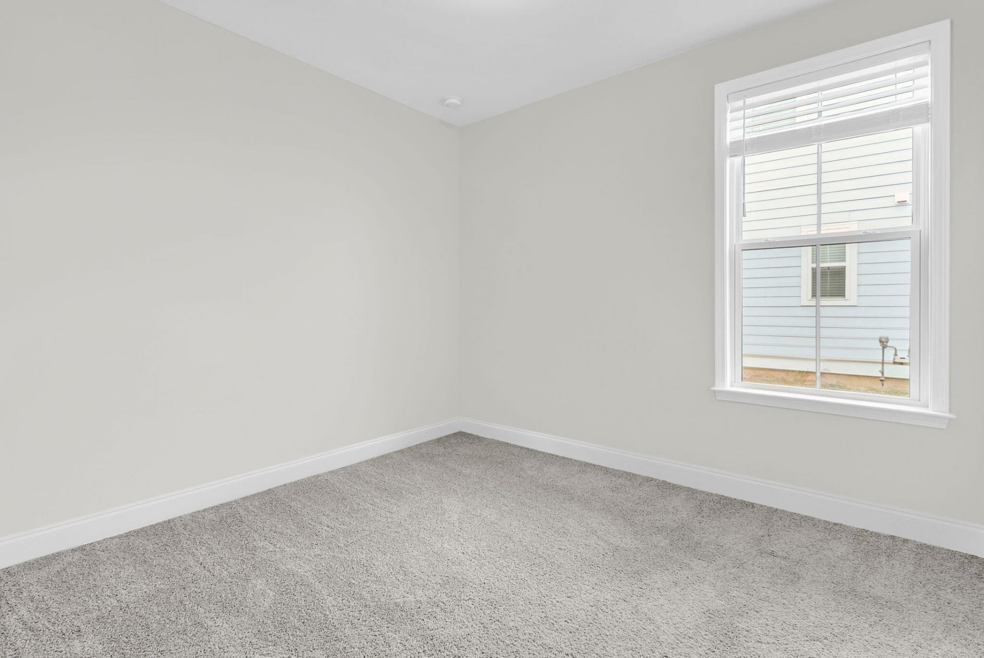 506 Eagleview Drive Photo 16