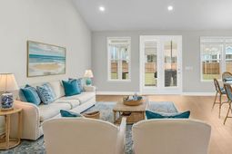 506 Eagleview Drive photo 4