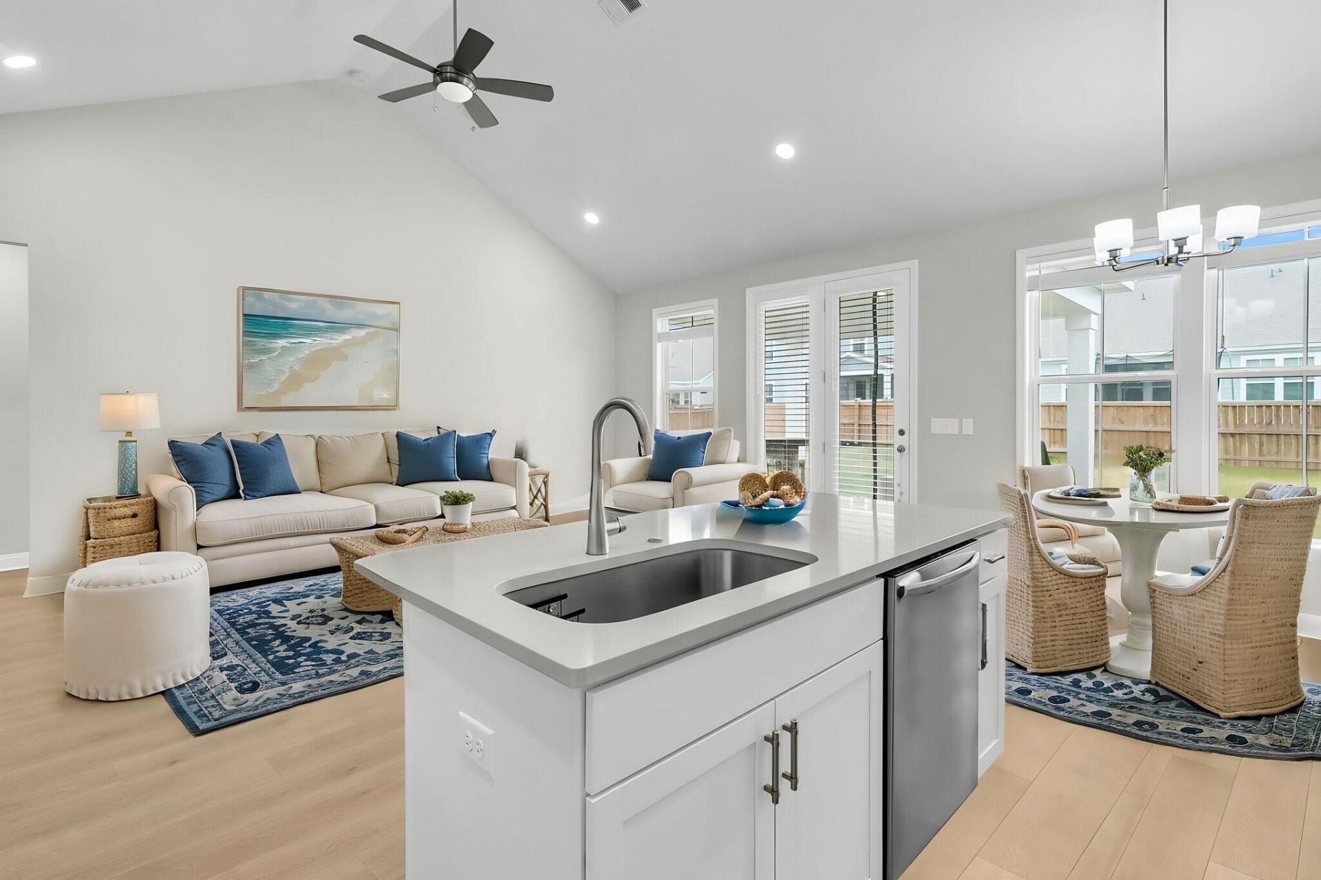 506 Eagleview Drive Photo 6