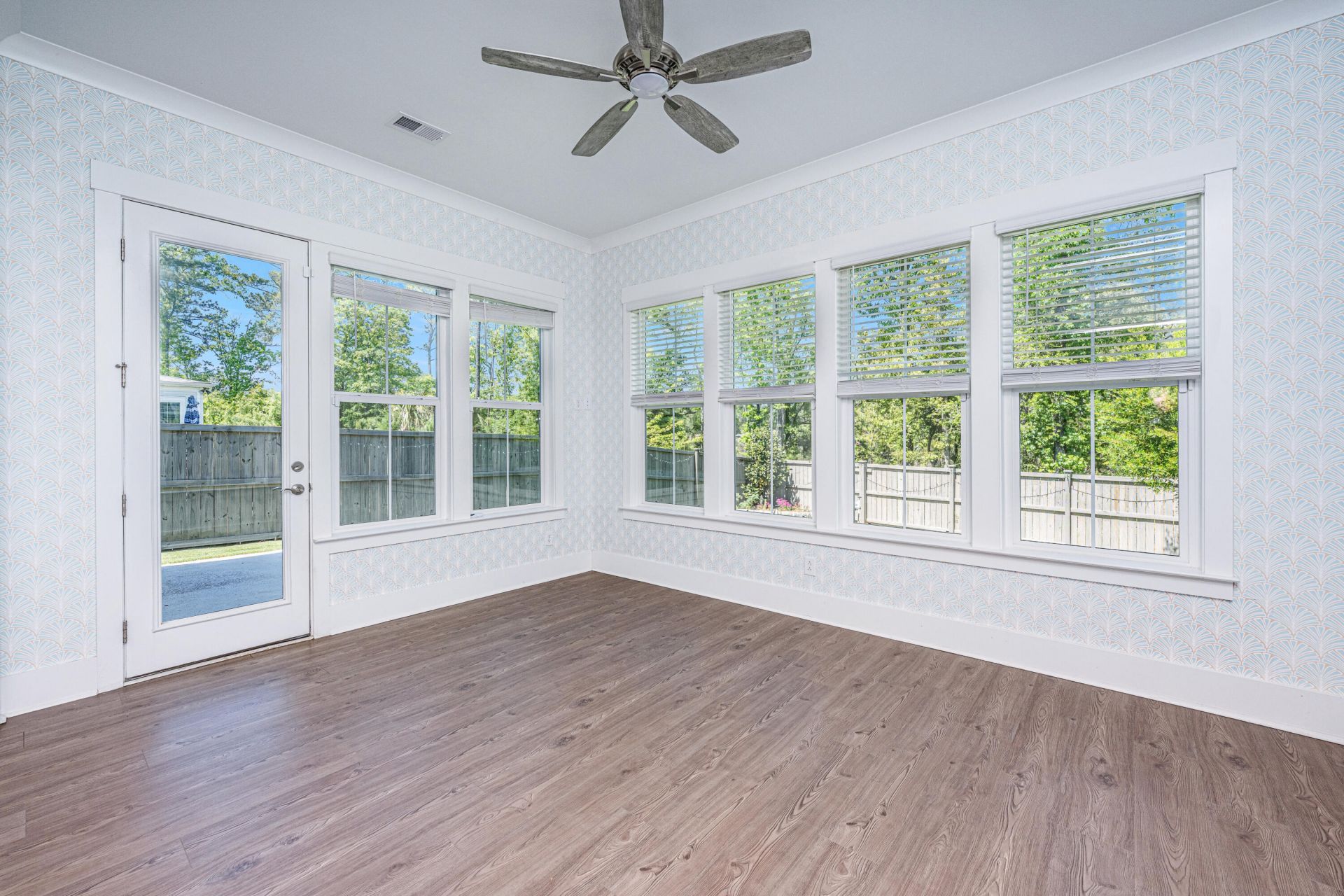 218 Port Tack Drive Photo 16