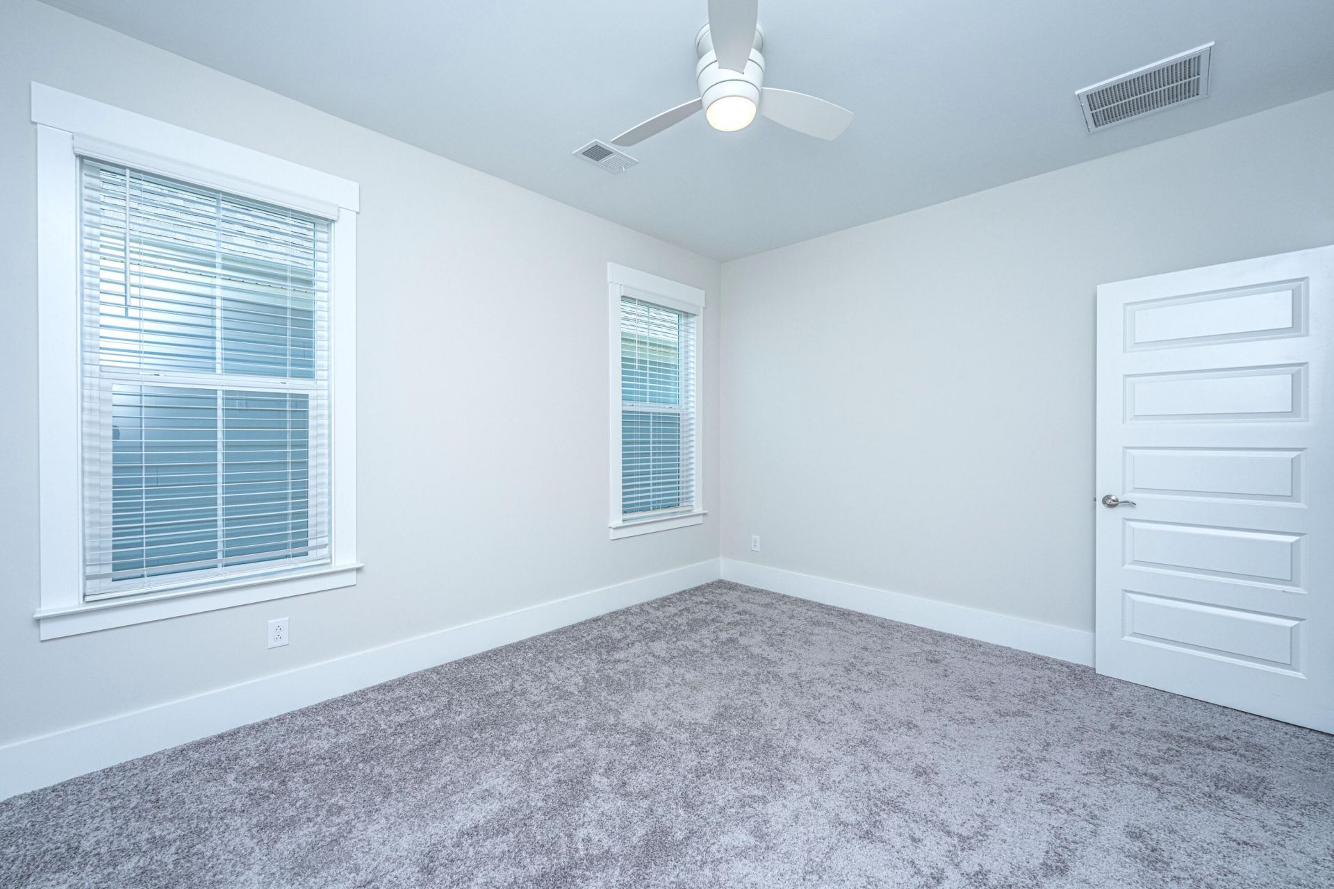 218 Port Tack Drive Photo 33