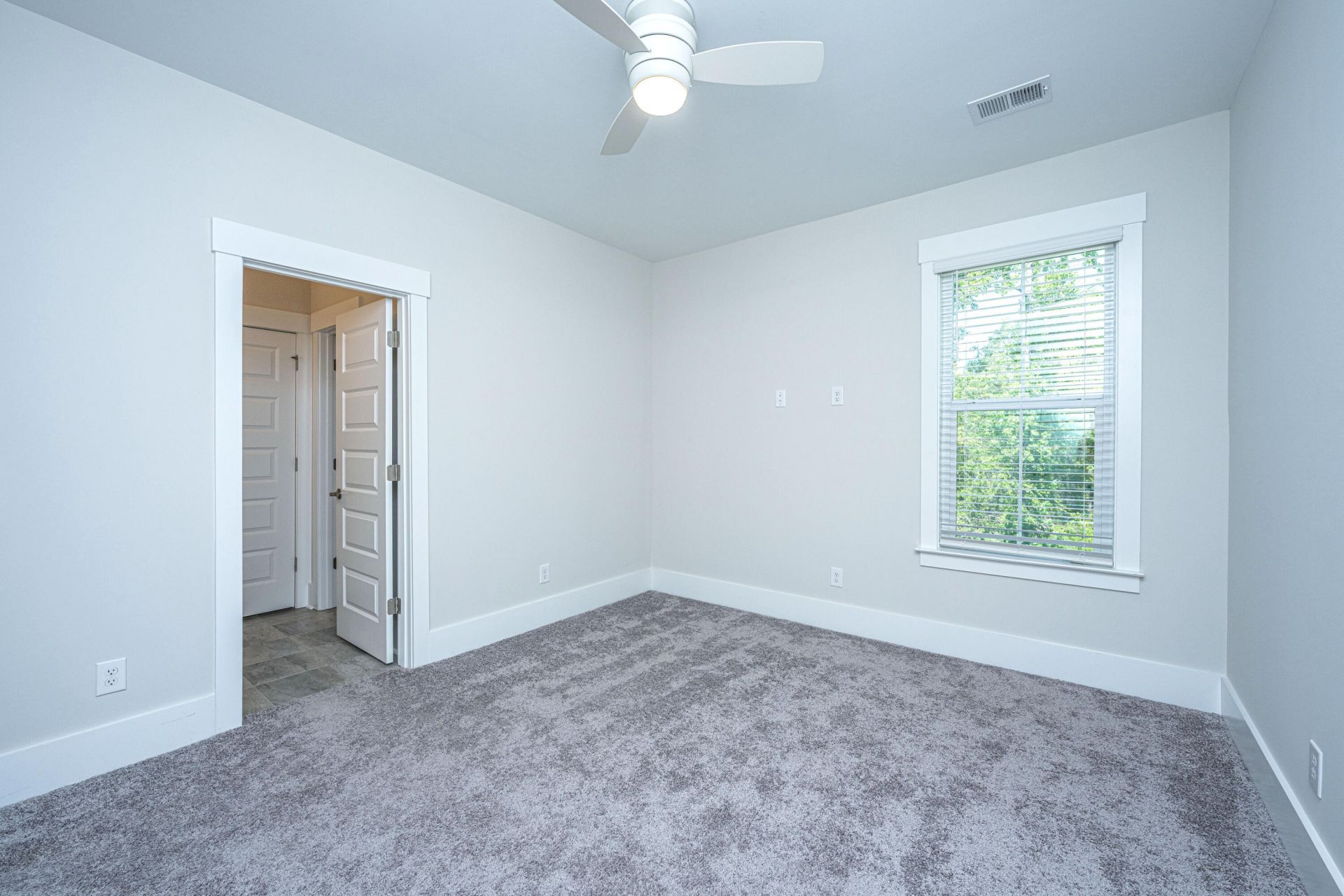 218 Port Tack Drive Photo 37