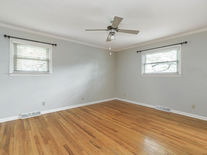 4818 Larwell Drive, Columbus, OH 43220 Photo 19