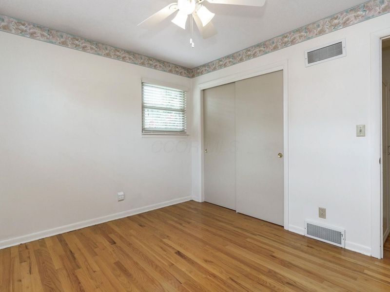 4818 Larwell Drive, Columbus, OH 43220 Photo 30