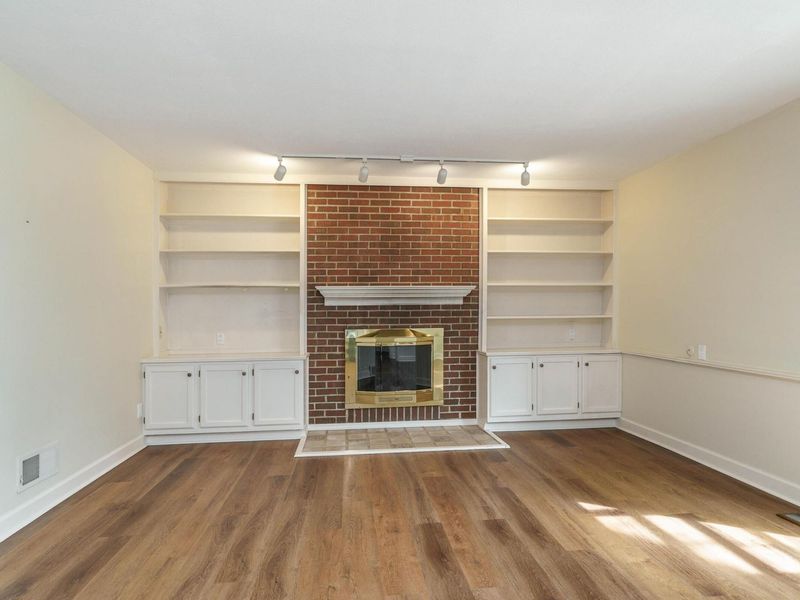 4818 Larwell Drive, Columbus, OH 43220 Photo 34