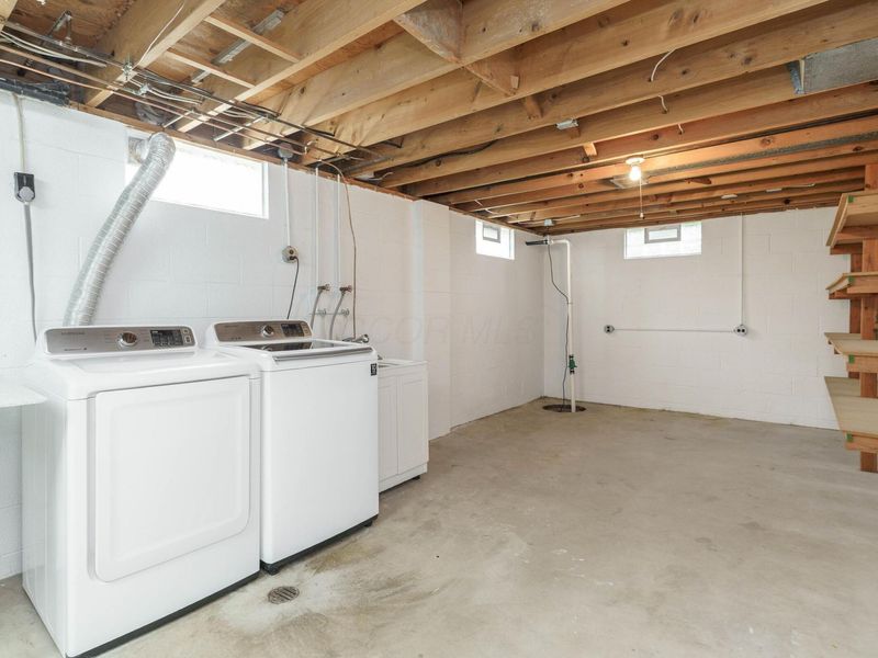 4818 Larwell Drive, Columbus, OH 43220 Photo 39