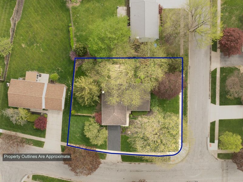 4818 Larwell Drive, Columbus, OH 43220 Photo 45