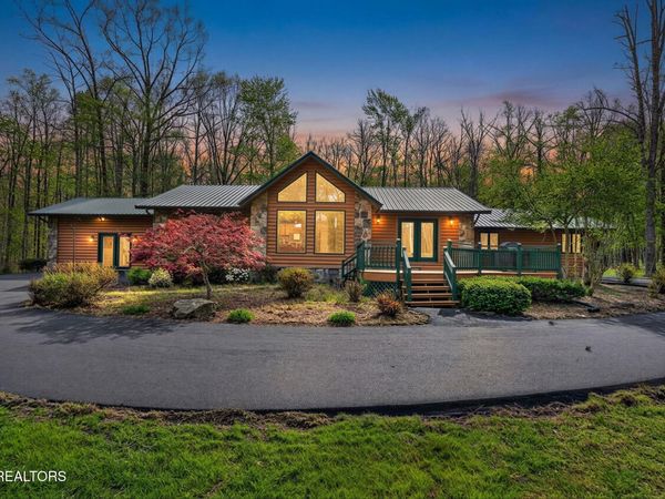 1535 E Overlook Rd, Monterey, TN 38574