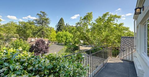 1441 40th St, Sacramento, CA 95819 Photo