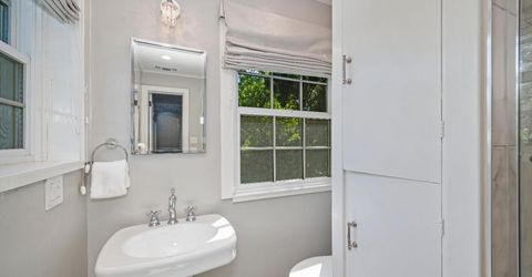 1441 40th St, Sacramento, CA 95819 Photo