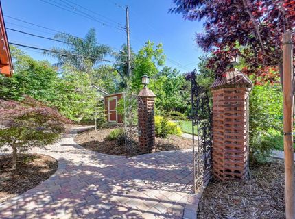 1441 40th St, Sacramento, CA 95819 Photo