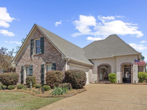 777 Orleans Circle, Ridgeland, MS 39157