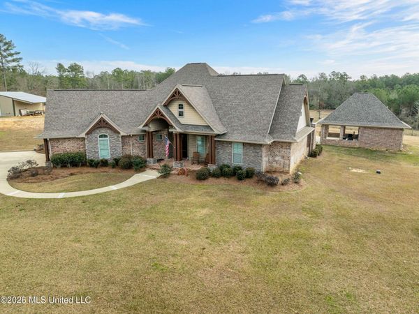 135 County 472, Pinola, MS 39149
