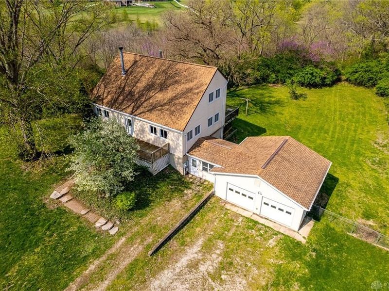 5490 S Dayton-Brandt, New Carlisle, OH 45344 Photo 3