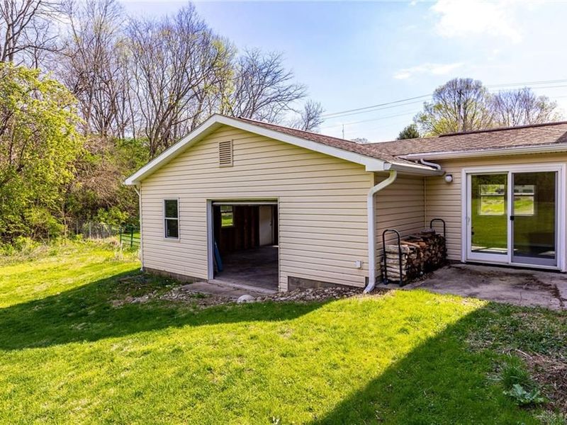 5490 S Dayton-Brandt, New Carlisle, OH 45344 Photo 54