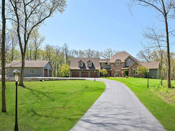 N4161 Kenney LANE, Delavan, WI 53115