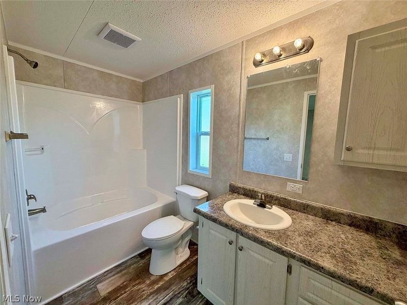 924 Mountain View Drive, Minerva, OH 44657 Photo 14