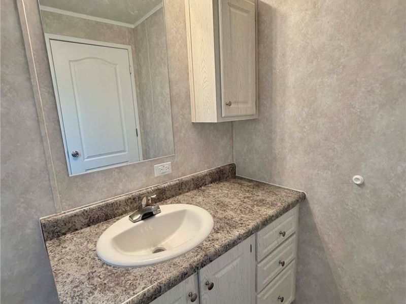 924 Mountain View Drive, Minerva, OH 44657 Photo 15