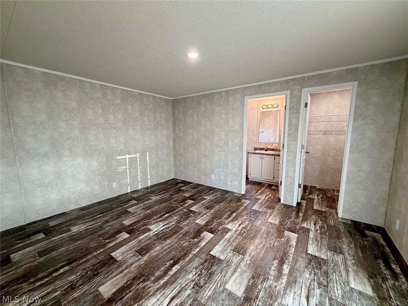 924 Mountain View Drive, Minerva, OH 44657 Photo 17