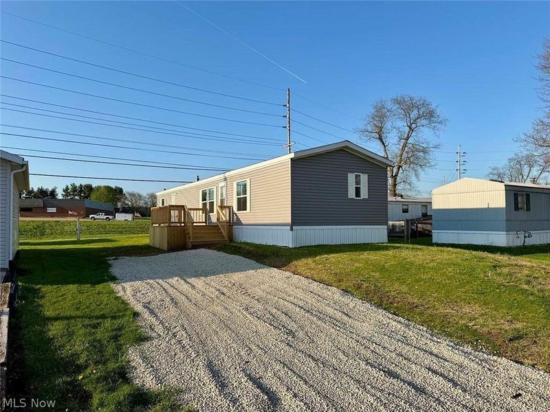 924 Mountain View Drive, Minerva, OH 44657 Photo 2