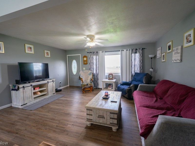 10341 W Old Lincoln Way Way, Wooster, OH 44691 Photo 9