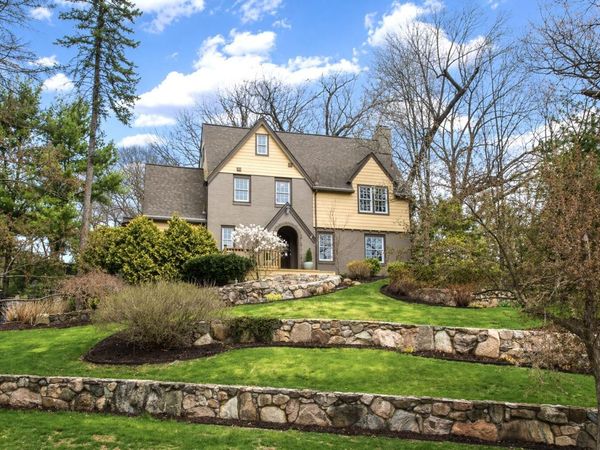 311 Awixa Road, Ann Arbor, MI 48104