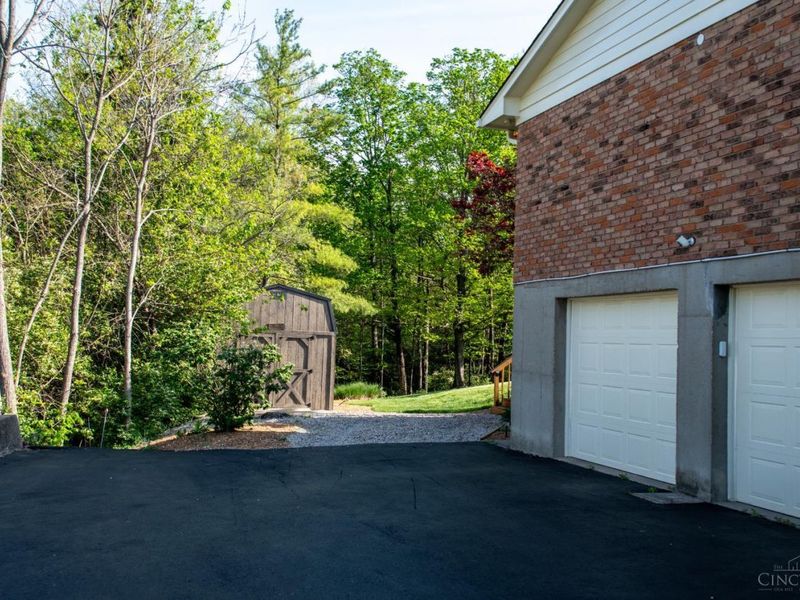 8642 Pastoral Lane, Anderson Twp, OH 45244 Photo 24