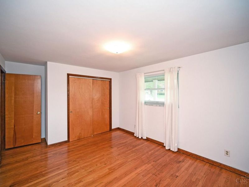 3457 Nandale Drive, Cincinnati, OH 45239 Photo 12