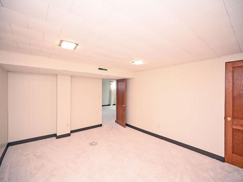 3457 Nandale Drive, Cincinnati, OH 45239 Photo 24