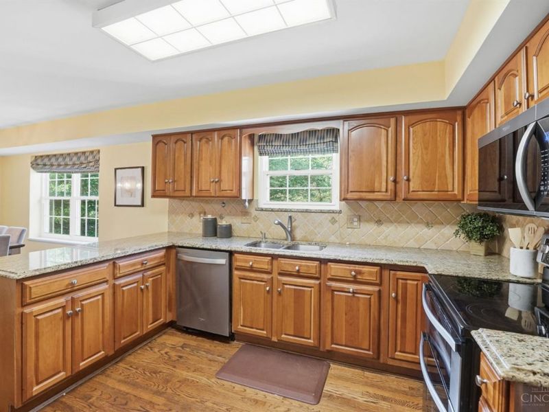 2633 Montchateau Drive, Anderson Twp, OH 45244 Photo 18